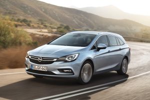 Nuevo Opel Astra Sports Tourer - PUNTA TACÓN TV