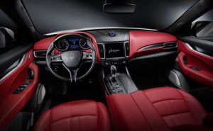 Interior Maserati Levante - PUNTA TACÓN TV