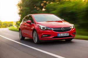 Opel Astra - PUNTA TACÓN TV