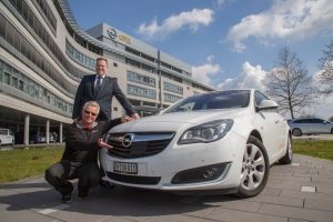 El Opel Insignia bate un récord de autonomía - PUNTA TACÓN TV