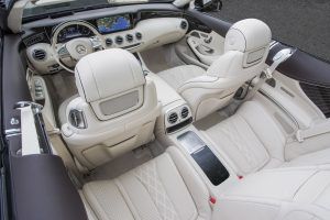 Mercedes-Benz Clase S Cabrio interior - PUNTA TACÓN TV