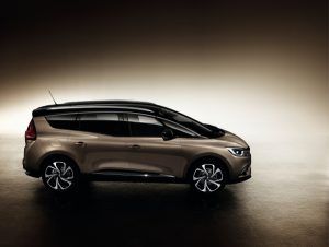 Renault GRAND SCENIC lateral - PUNTA TACÓN TV