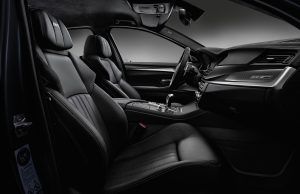 Interior BMW M5 Competition Edition - PUNTA TACÓN TV
