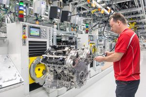 Nueva planta de motores de Porsche - PUNTA TACÓN TV