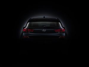 Hyundai i30 teaser trasera - PUNTA TACÓN TV