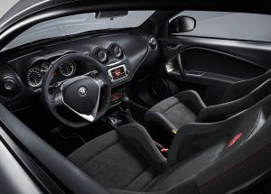 Interior nuevo Alfa Romeo Mito Veloce - PUNTA TACÓN TV