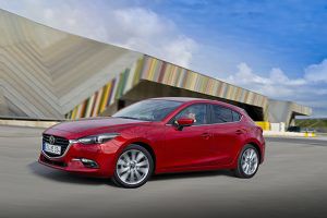 Mazda 3 2017 - PUNTA TACÓN TV