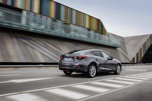 Mazda 3 Sedán 2017 - PUNTA TACÓN TV