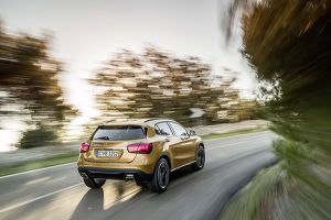 Nuevo Mercedes-Benz GLA trasera - PUNTA TACÓN TV
