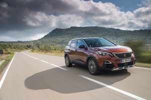 Nuevo Peugeot 3008 - PUNTA TACÓN TV