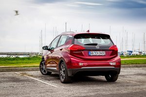 Opel Ampera-e trasera - PUNTA TACÓN TV