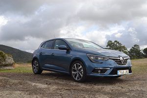 Nuevo Renault Mégane Bose dCi 130 - PUNTA TACÓN TV